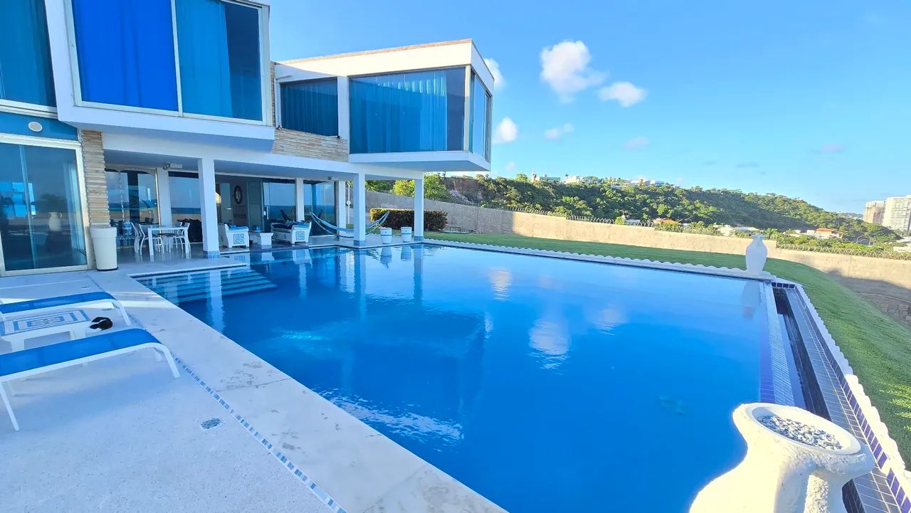 Casa em Jacarecica com 4 quartos, sendo 3 suites