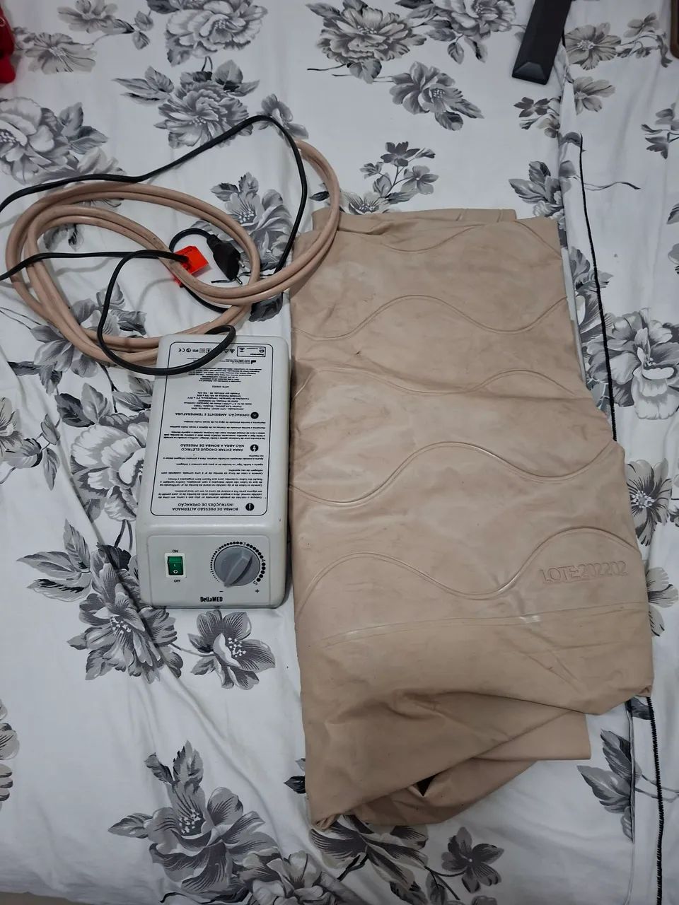 Vendo colchão pneumático com pouco tempo de uso .  - Foto 3