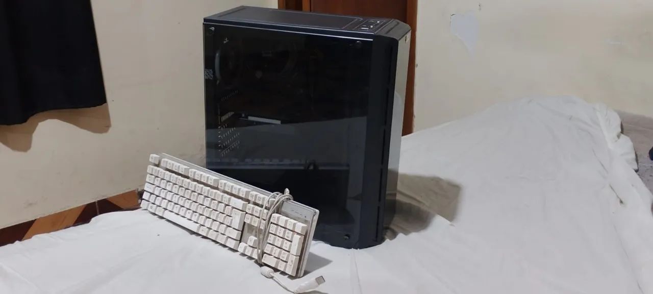 PC gamer e teclado RGB, para jogar e trabalhar. - Foto 2