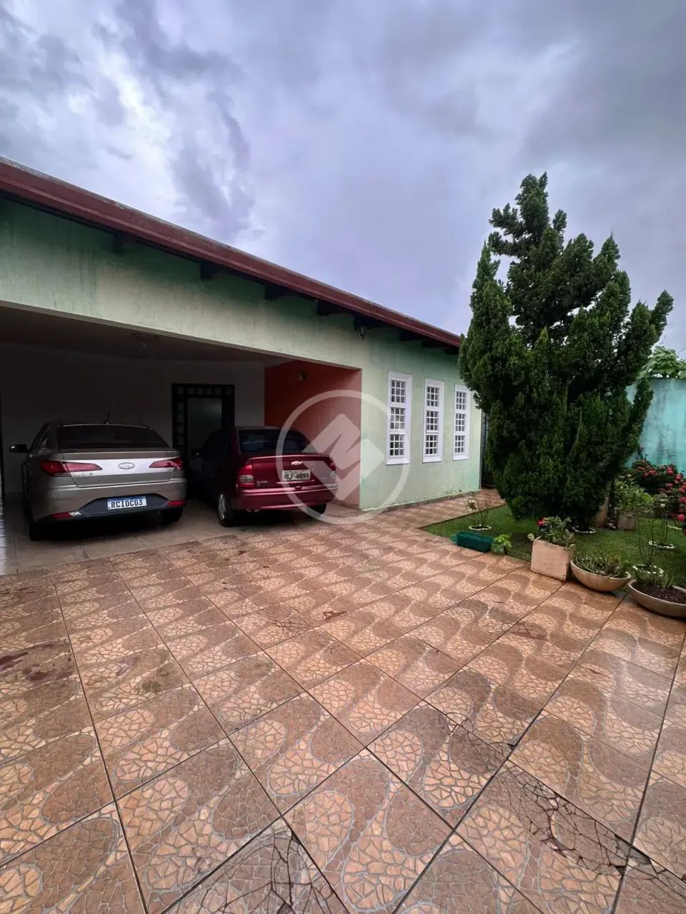 CASA A VENDA codigo: 288950