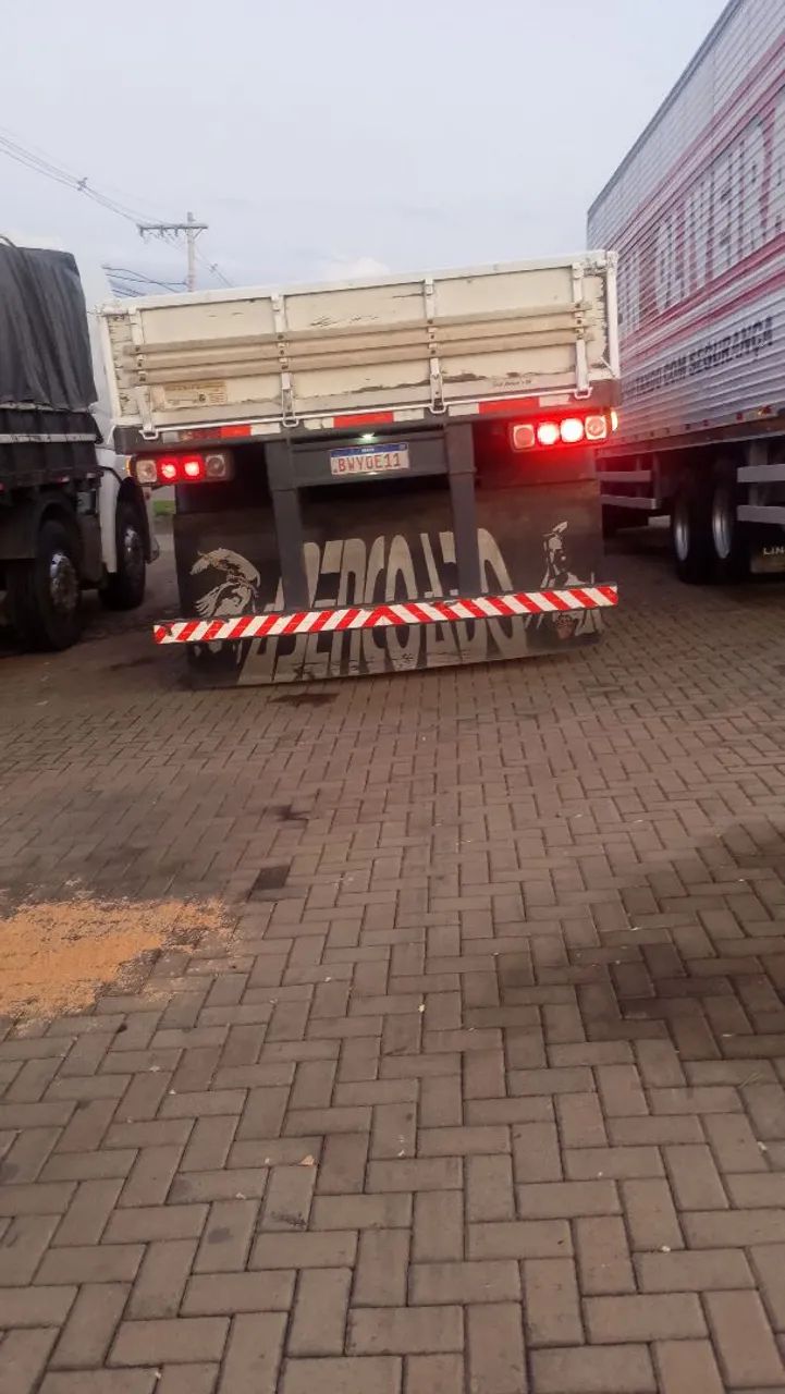 Cavalo e carreta - Foto 2