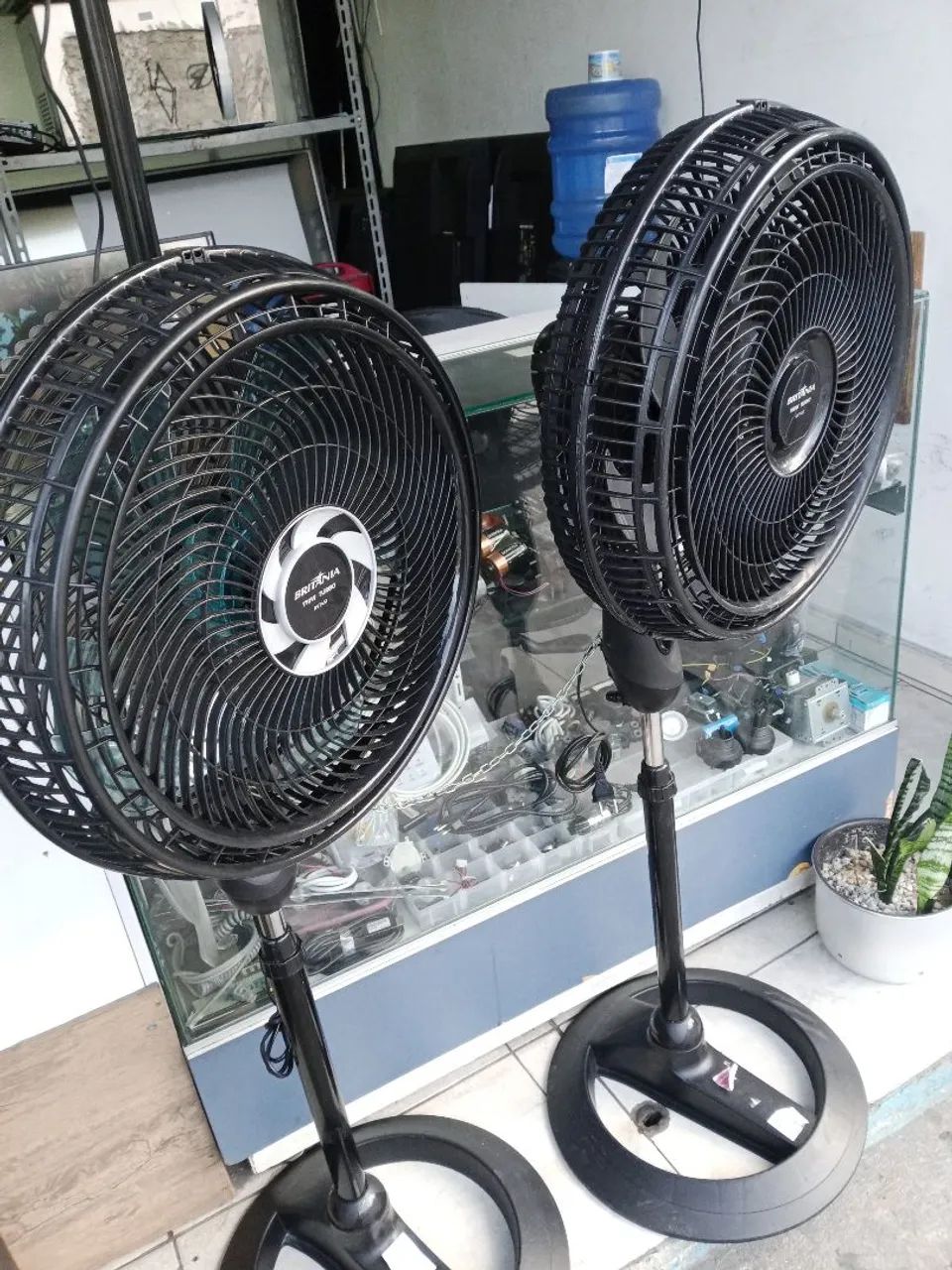 VENTILADOR MARCA BRITANIA MODELO BVT450 - Foto 2