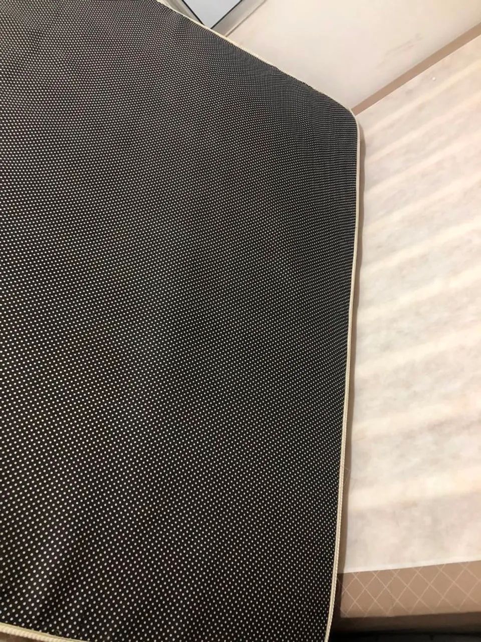 Cama base / colchão 