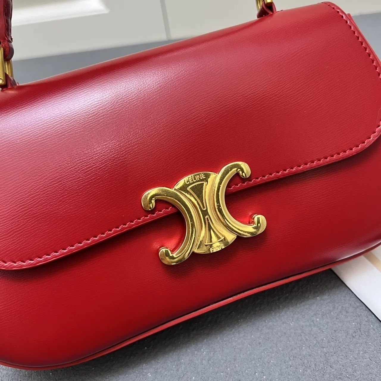 Bolsa Celine Vermelha em Couro 