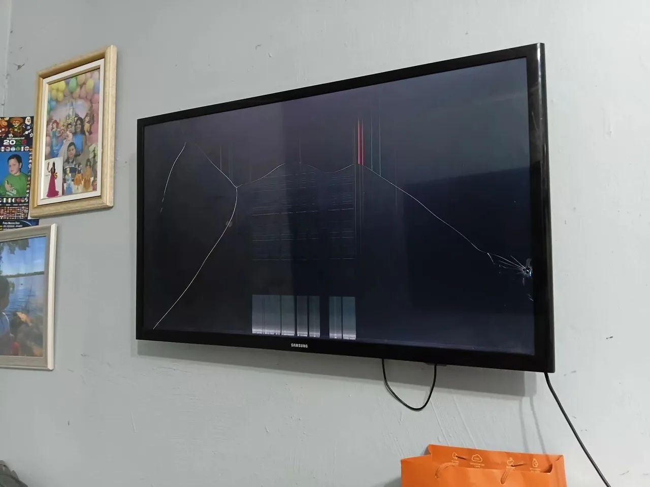 Vendo tv 32 polegadas Samsung para peça  - Foto 2