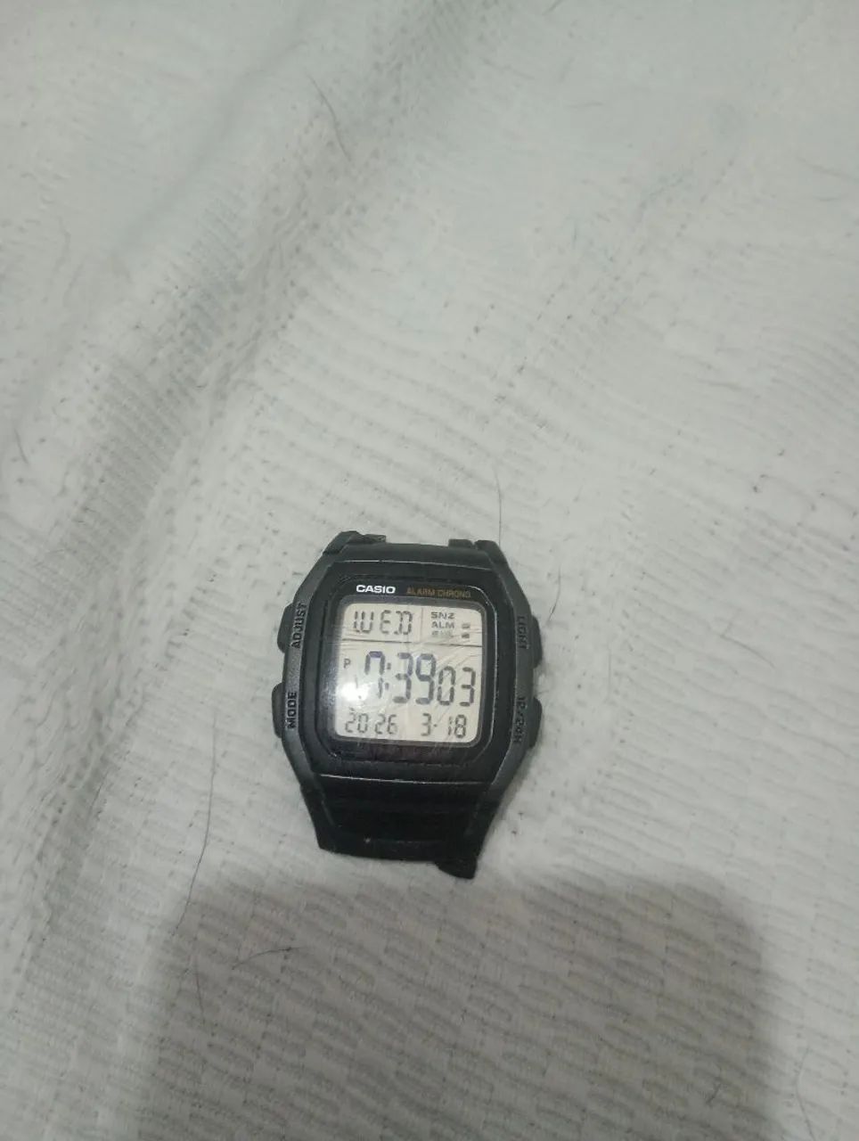 Relógio digital Casio usado sem pulseira 