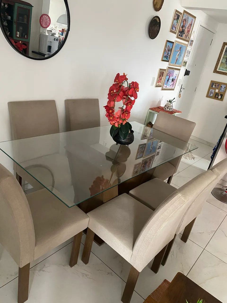 Mesa com 6 cadeiras  - Foto 4