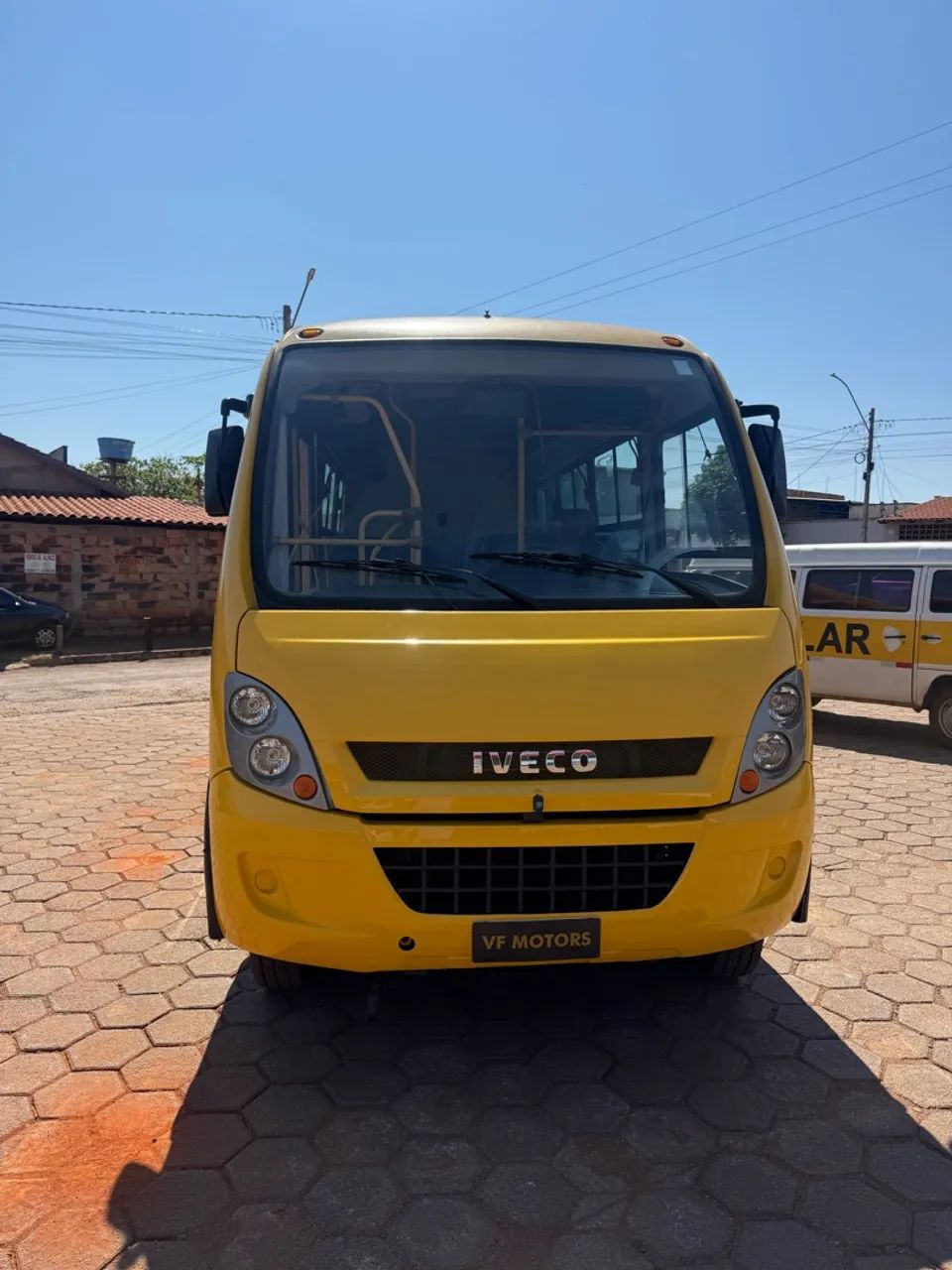 Micro ônibus Iveco 2011 - Foto 5