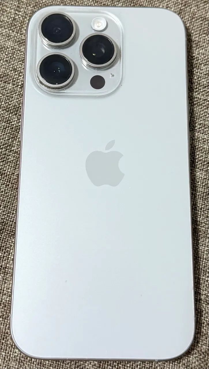 iPhone 16 PRO - Foto 3