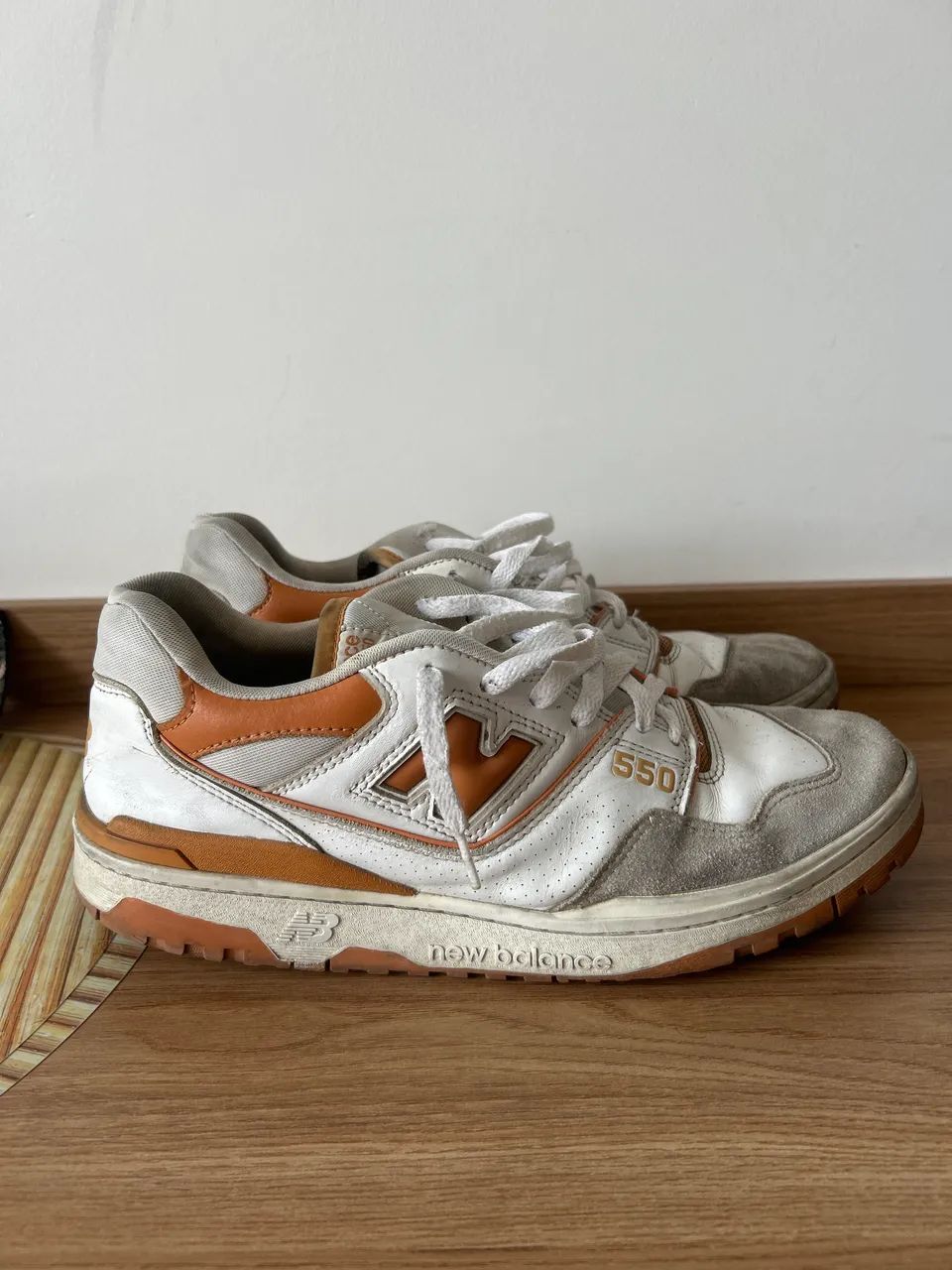 NEW BALANCE 550 branco e laranja