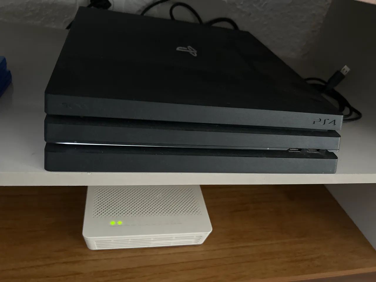 PlayStation 4 Pro 1TB - Foto 4