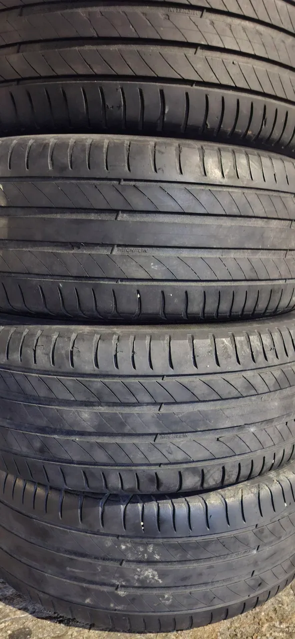 Pneu Maxtrek Maximus M2 - Peças para carros, vans e utilitários