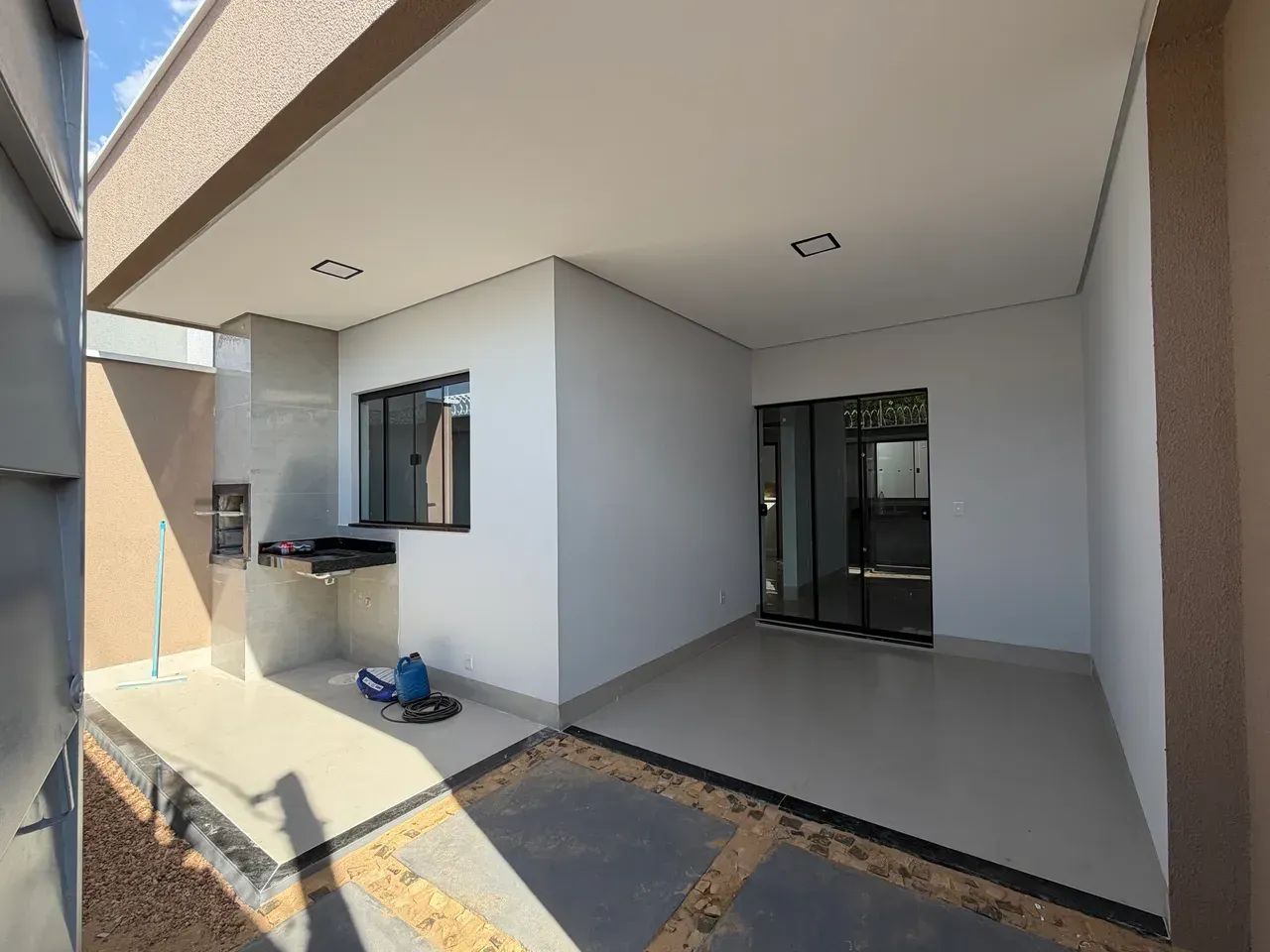 CASA EXCELENTE ACABAMENTO 2/4
