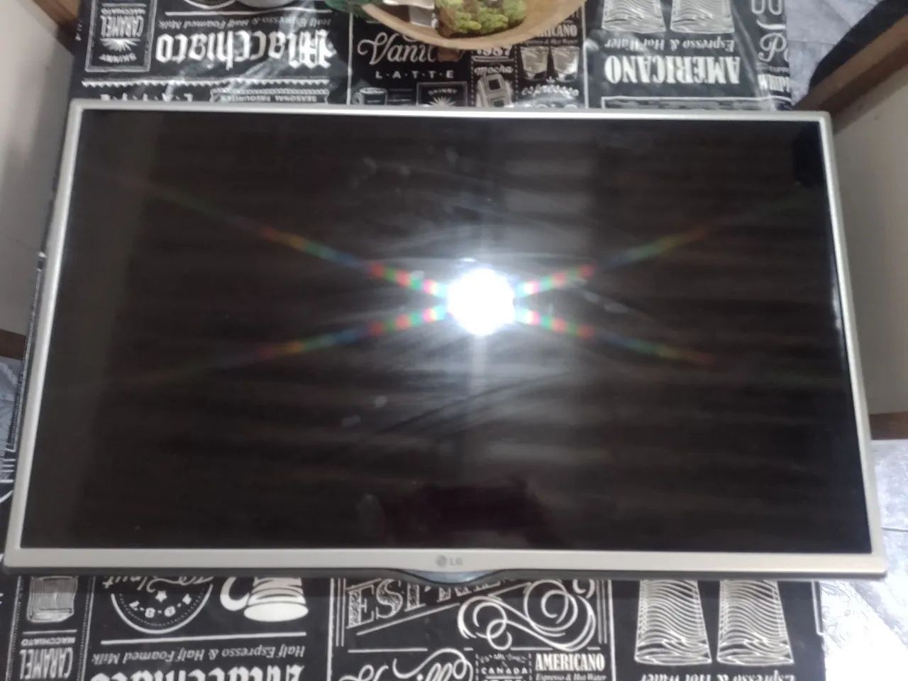 TV LG 32 Polegadas (Modelo 32LF550B) - Com Defeito