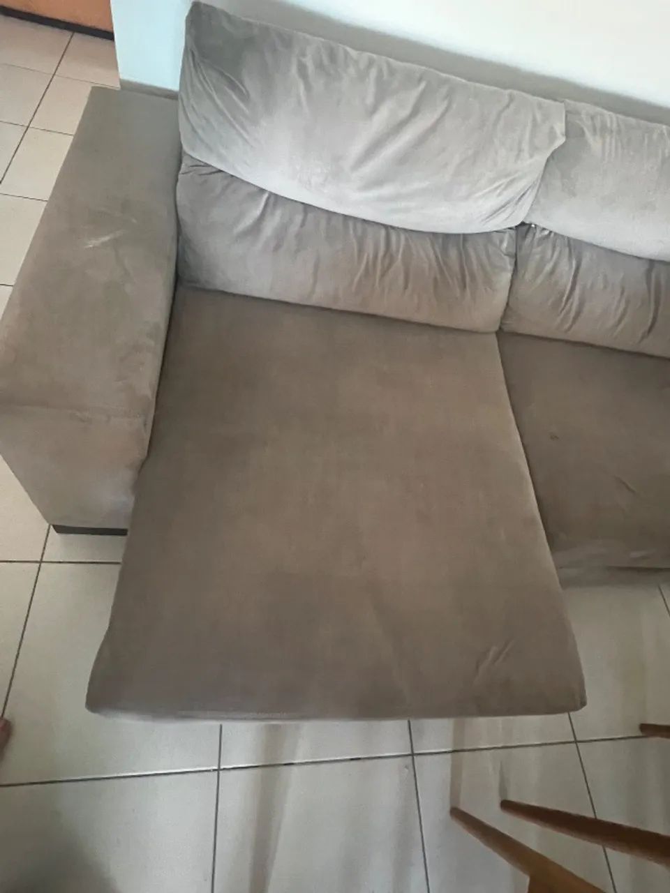 sofá retrátil 3 lugares confortável - Foto 2