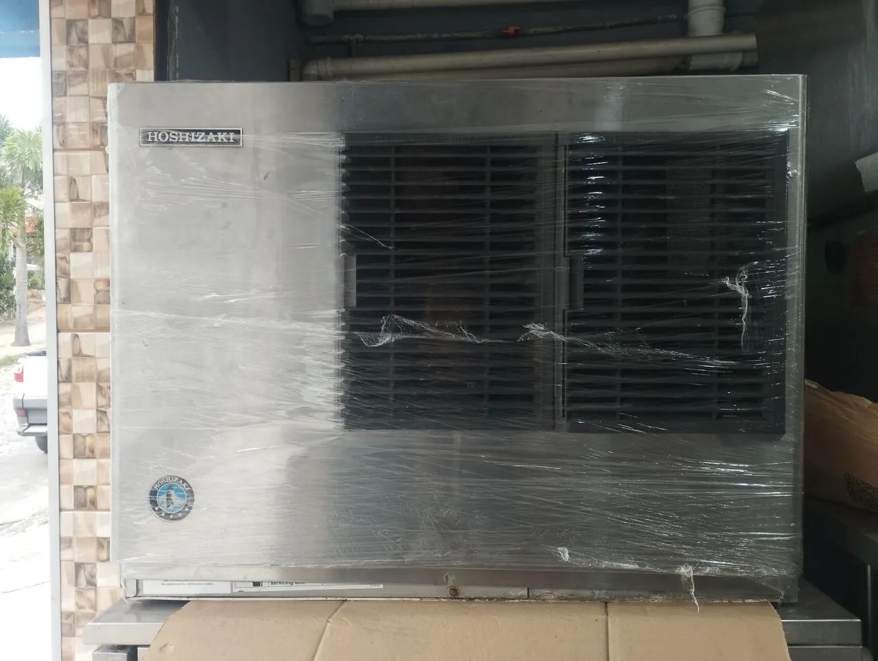 Máquina de gelo Hoshizak ( Formato meia lua).