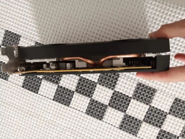 Placa de Vídeo RX 5500 XT 8 Gb - Foto 3