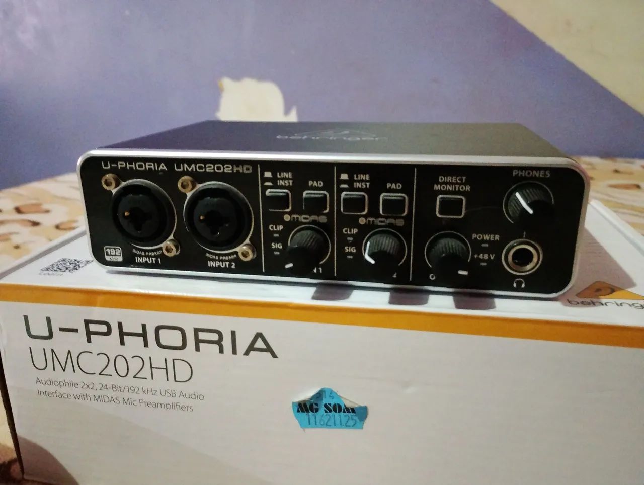 (Excelente estado) Interface de áudio USB Behringer U-Phoria UMC202HD, cor preta - Foto 3