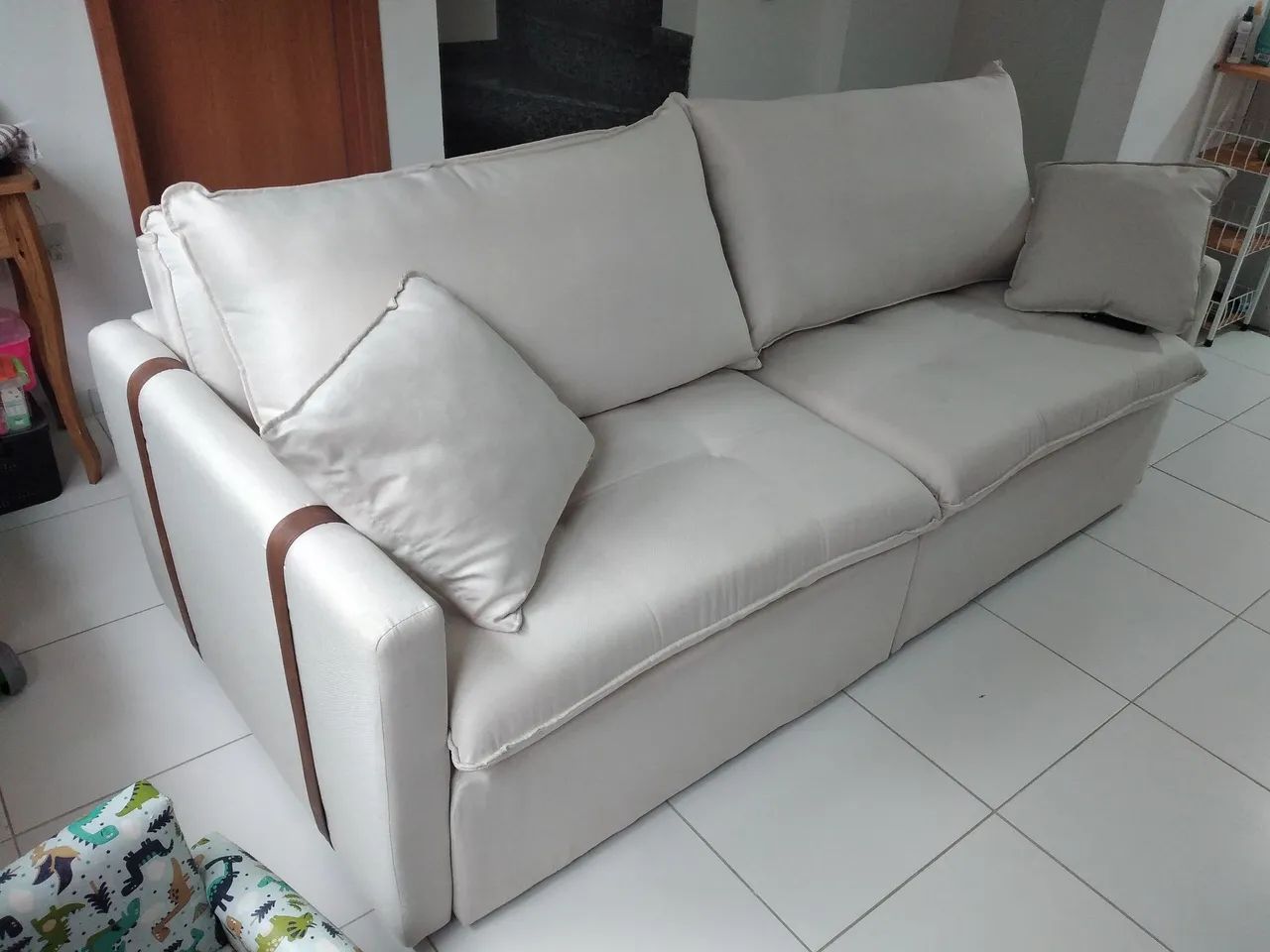 SOFA RETRATIL NOVO COMPRADO HA 5 DIAS, LEIA A DESCRIÇÃO 