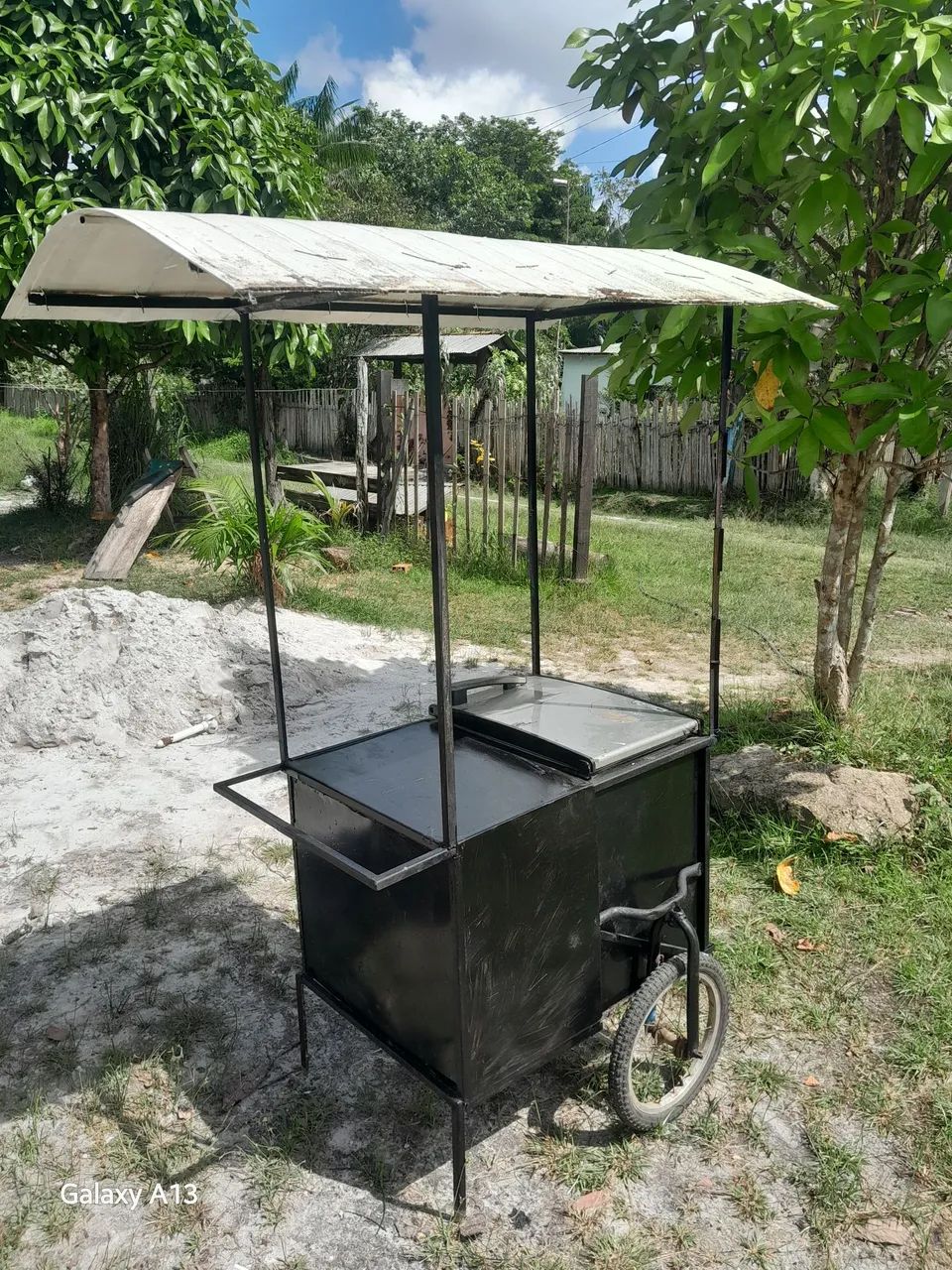 VENDO CARRINHO DE LANCHE NOVO - Foto 3