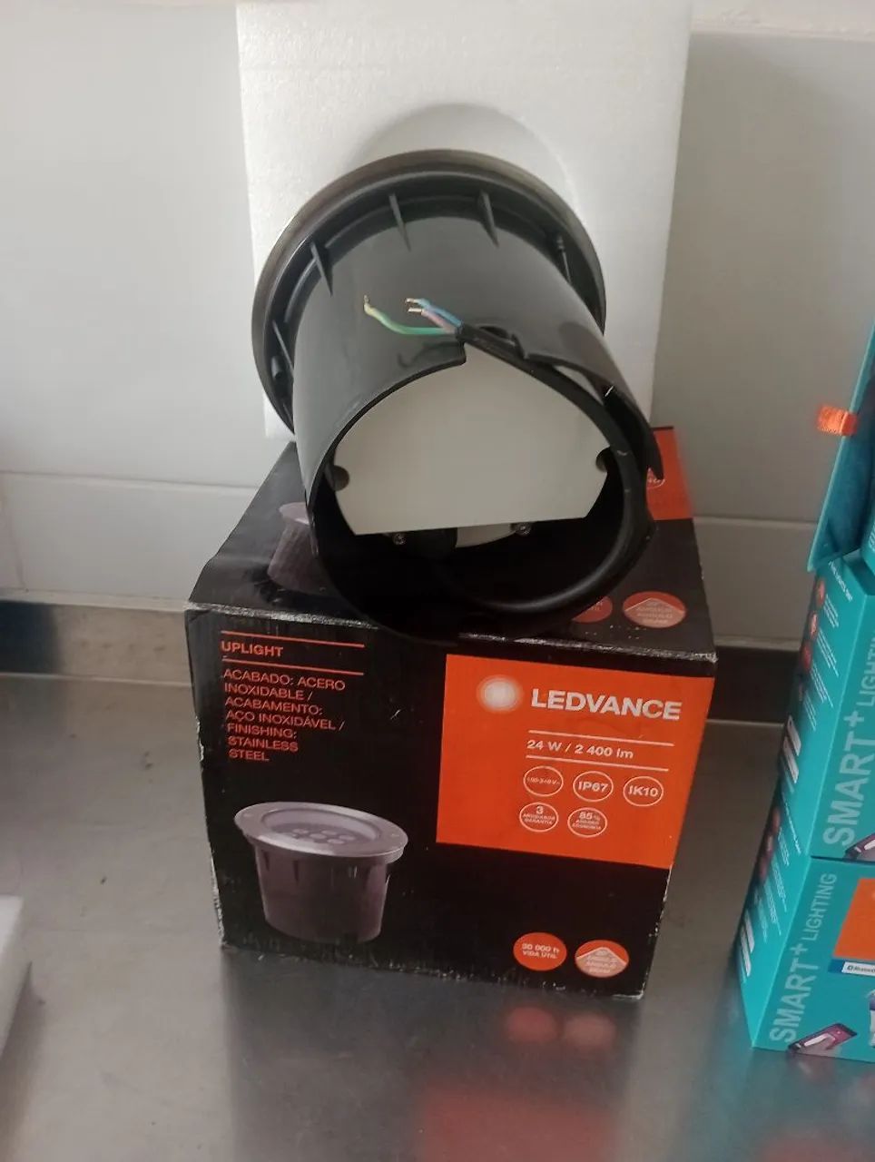 Lâmpadas Ledvance e luminária de embutir - Foto 3