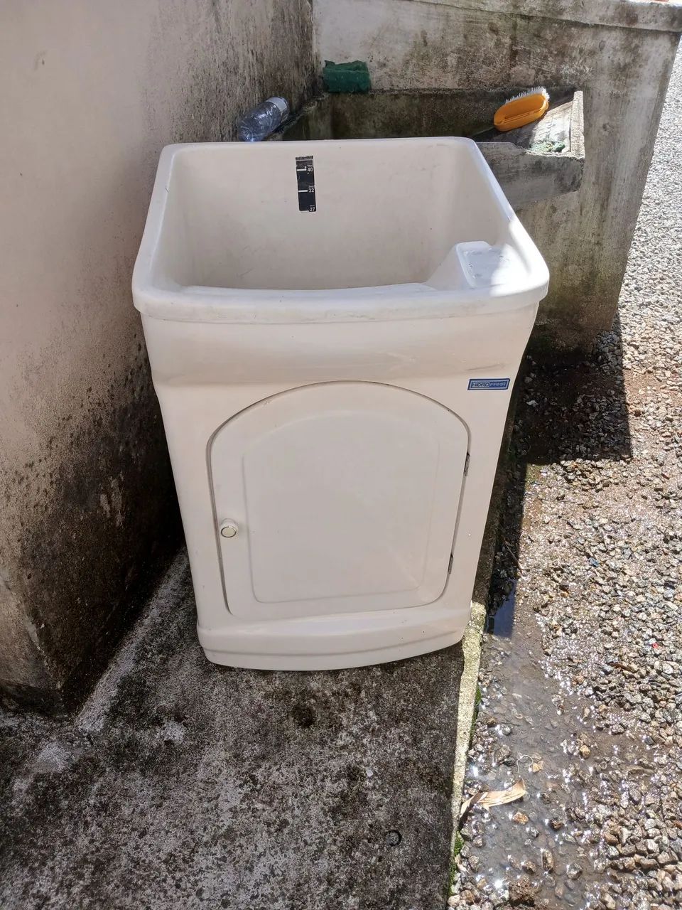 Tanque de lavar roupas 100reais 