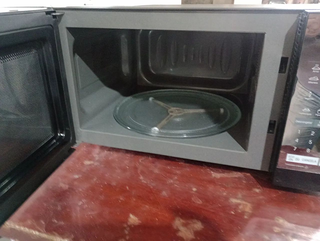 Microondas LG 30 lts espelhado  - Foto 3
