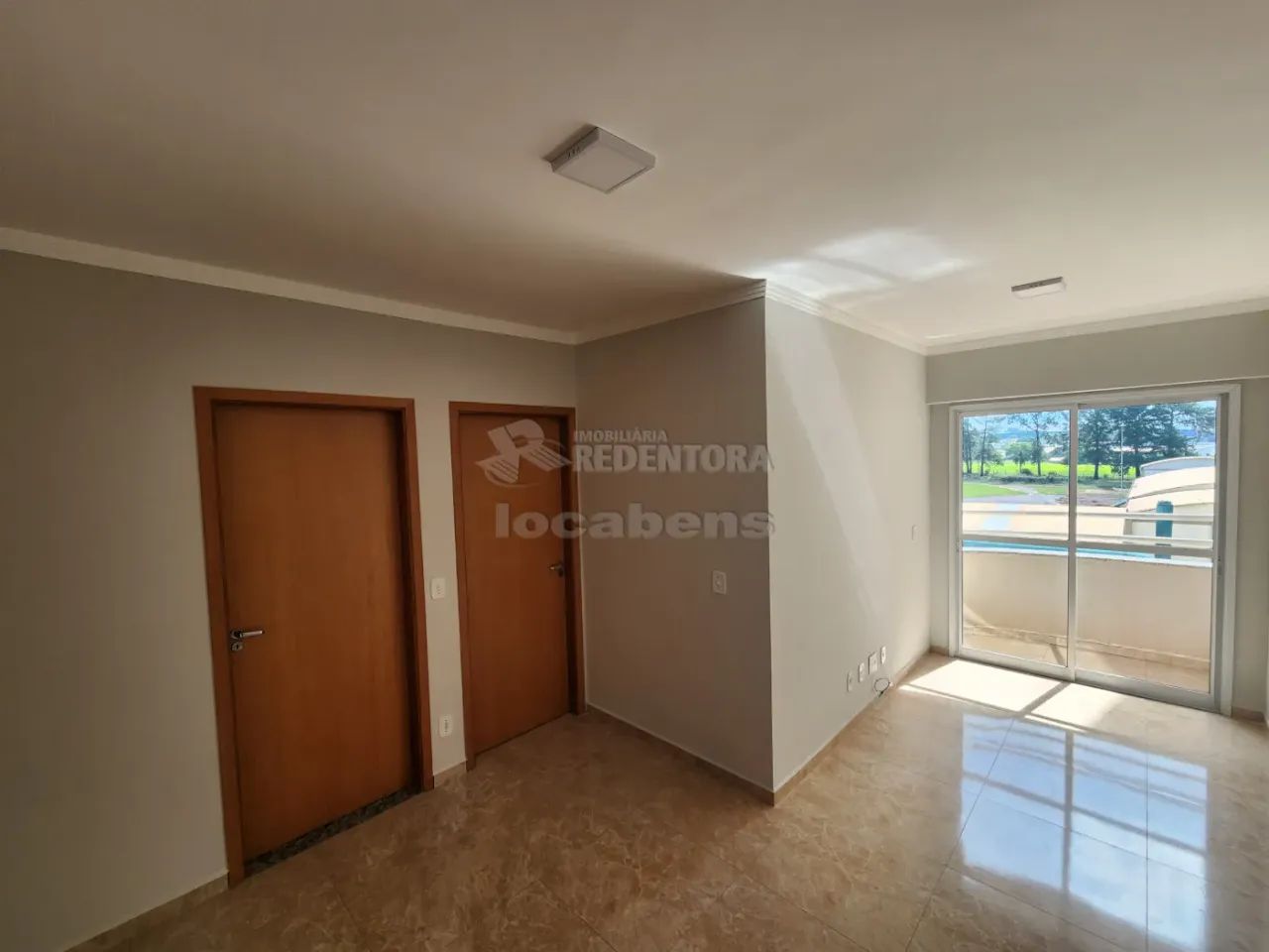 Edifício Torres di Roma - Apartamento face sombra com 2 dormitórios à Venda