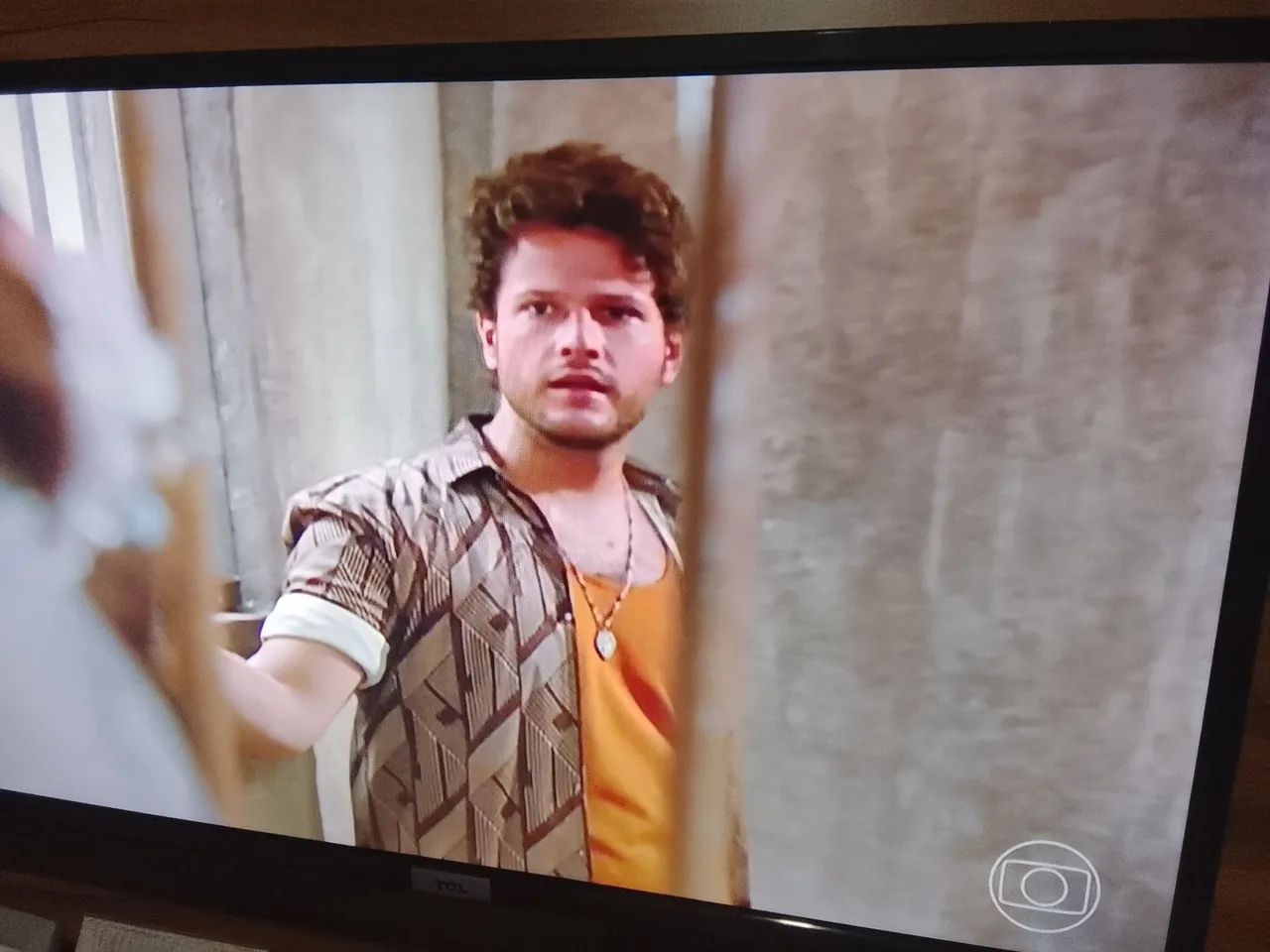 Vendo Tv smarth 32 polegadas