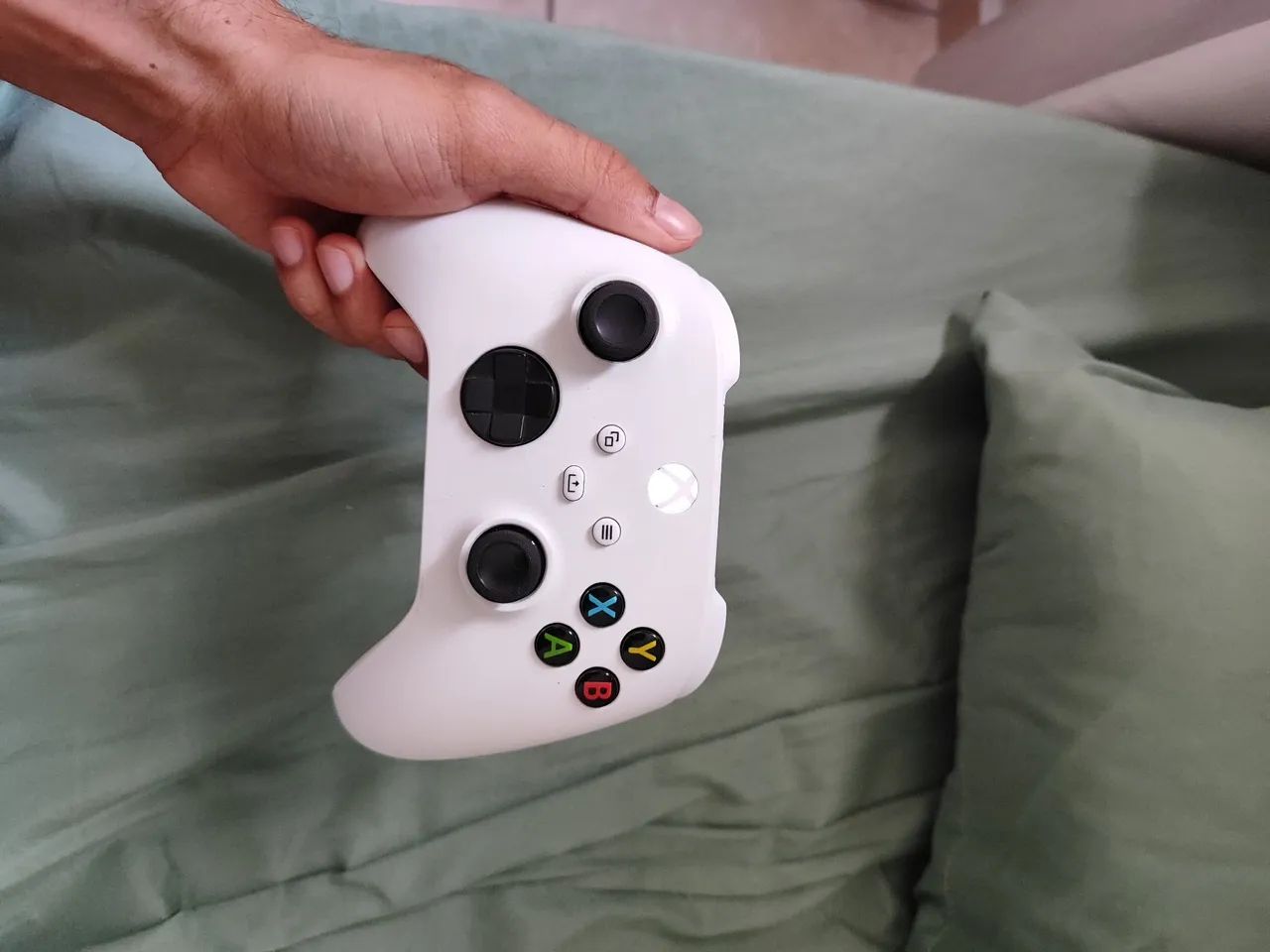 Xbox one X com caixa - Foto 2