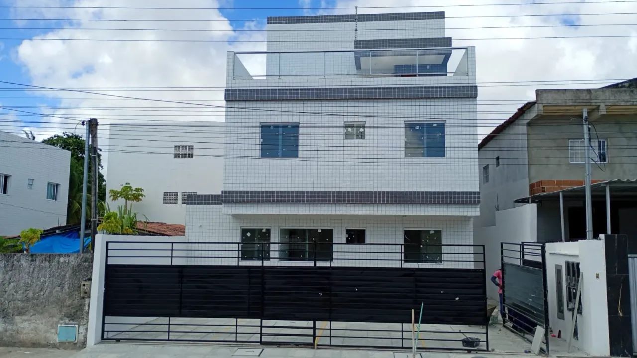 Apartamentos de 02 quartos em Mangabeira