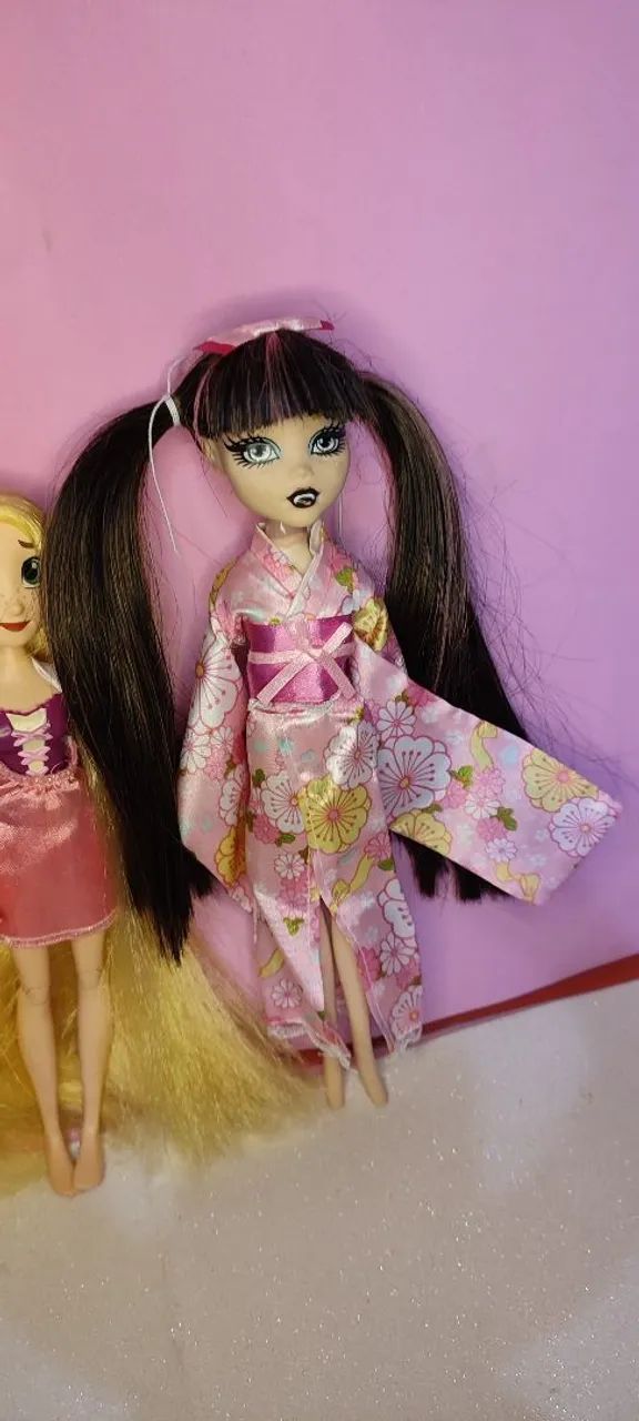 Lote de monstrinhas e Rapunzel  - Foto 4