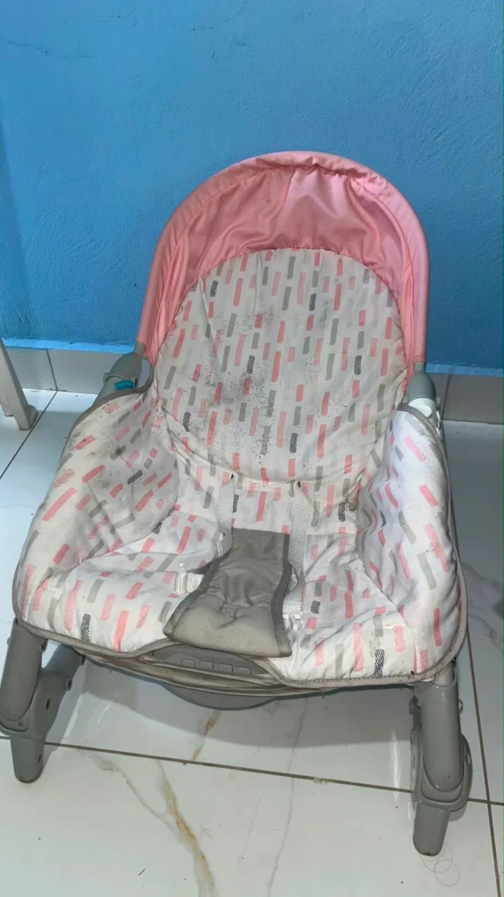 Vendo kit para bebê, carrinho, bebê conforto - Foto 4
