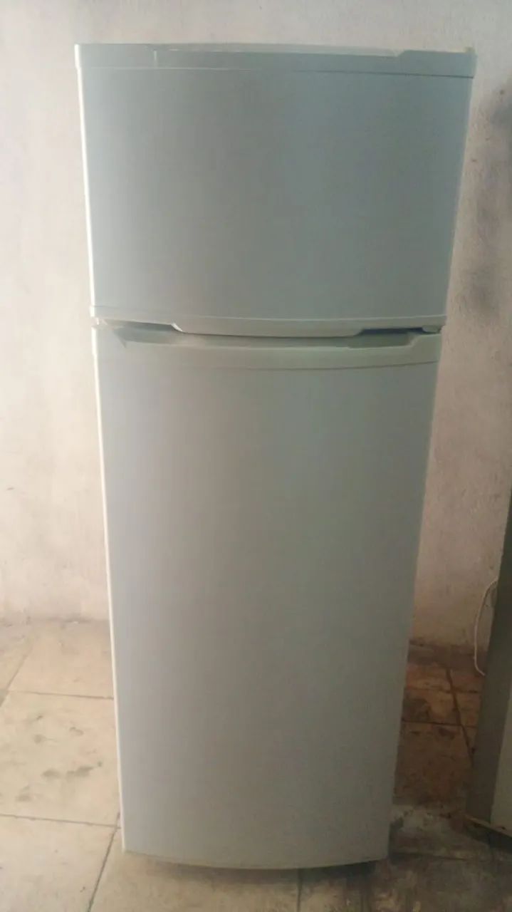Geladeira Consul 340 litros 