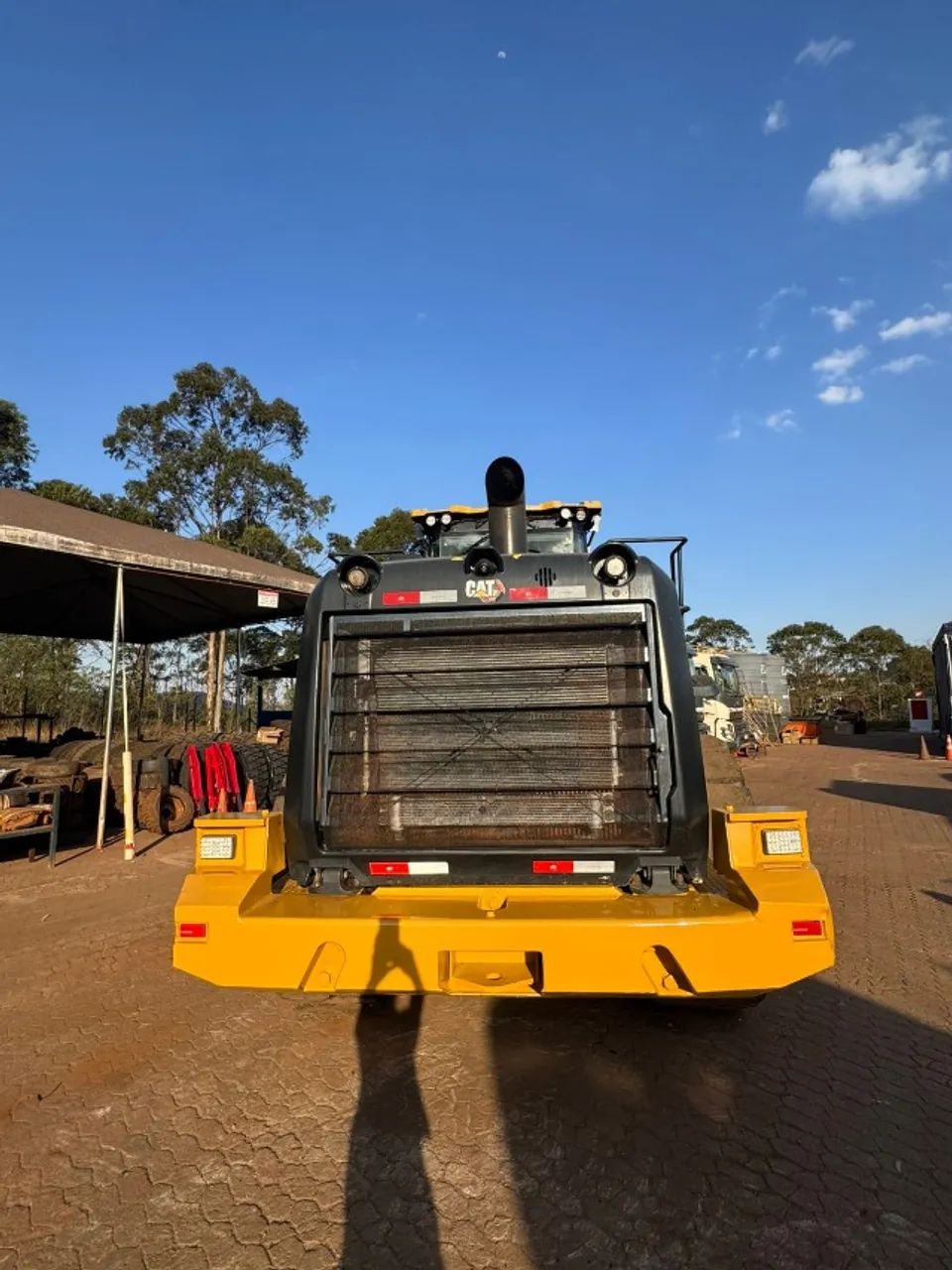 Pá Carregadeira Caterpillar 966L - Foto 5