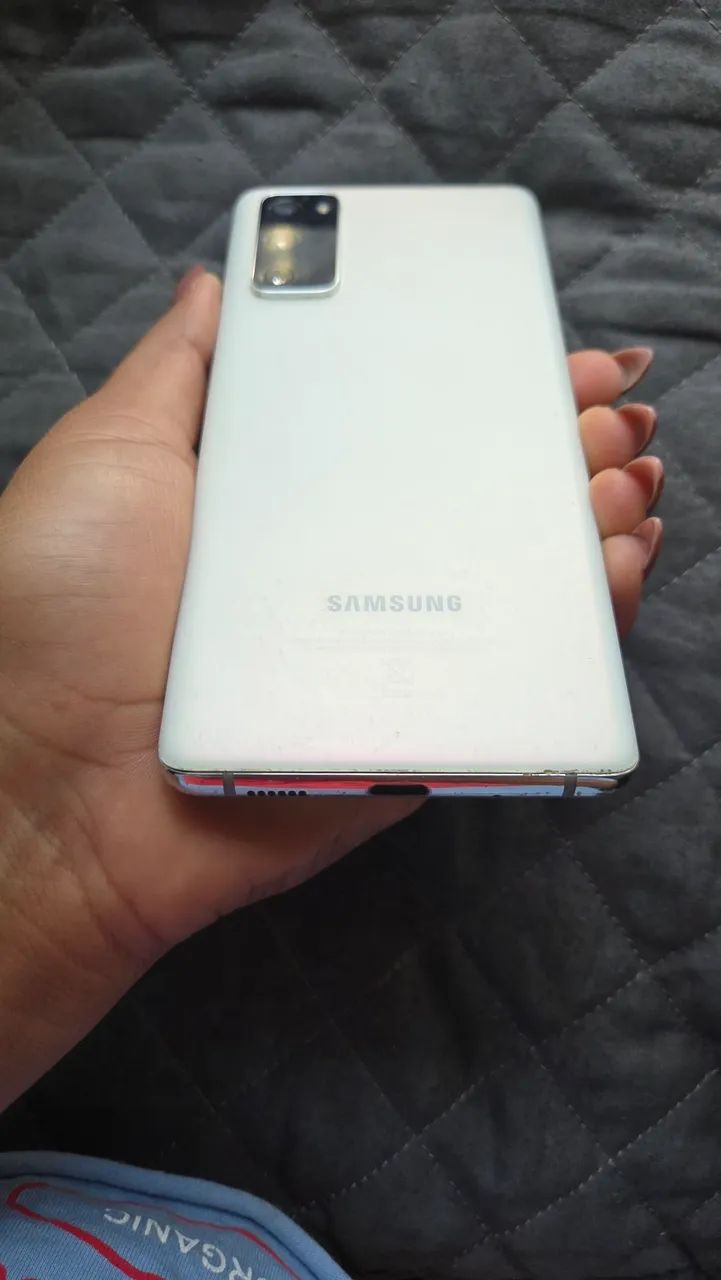 Samsung Galaxy S20 FE 128 GB + Kit Completo de Acessórios - Foto 3