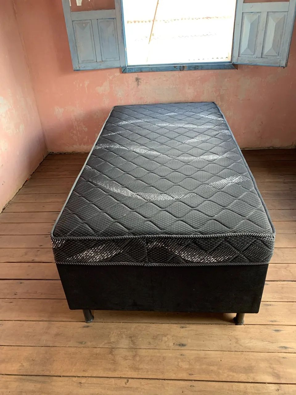 Cama box