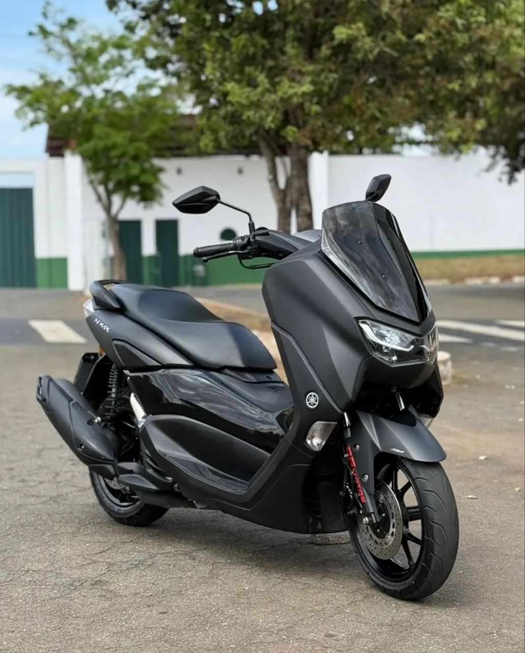 YAMAHA NMAX 2023  - Foto 3