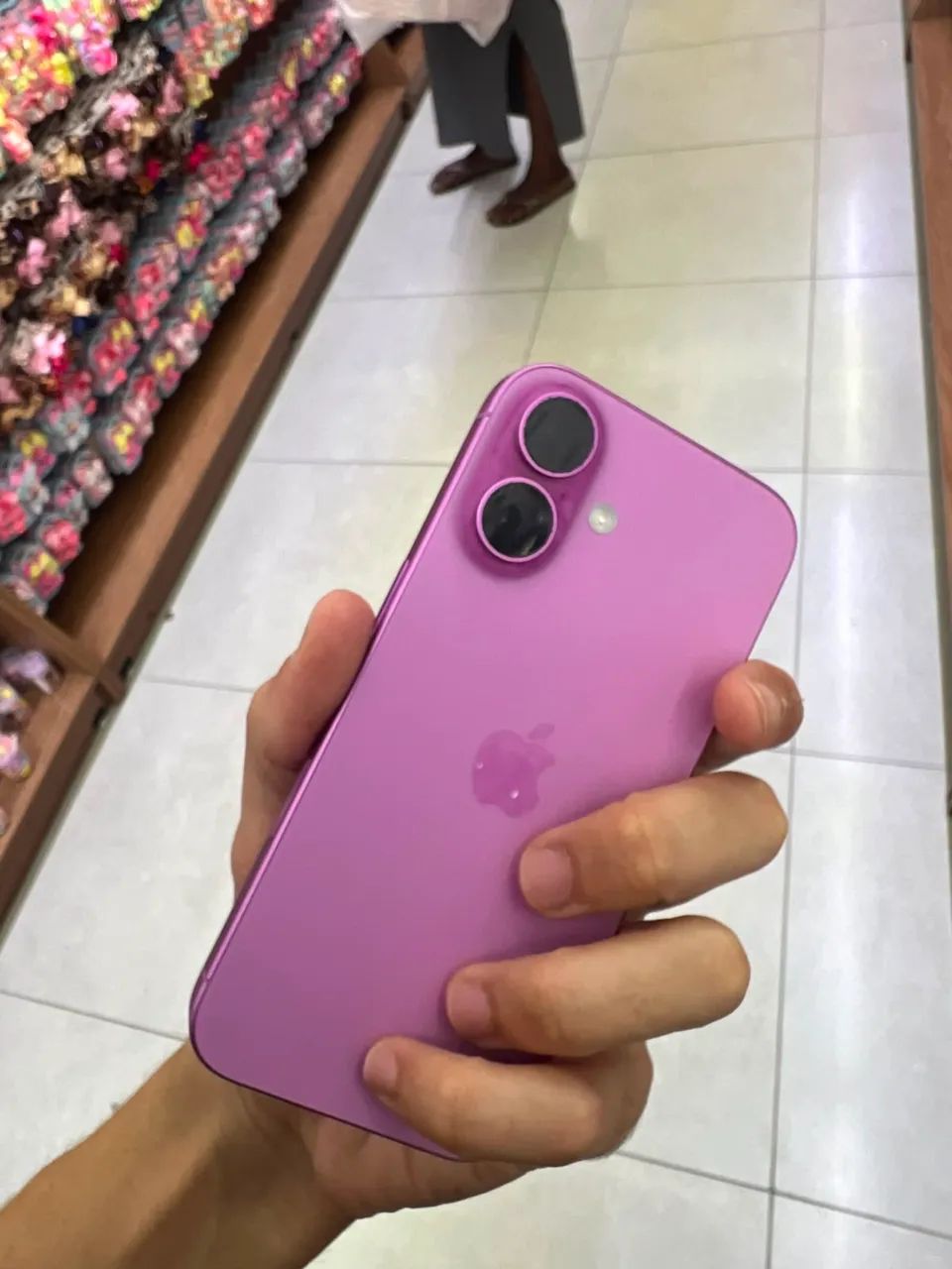 iPhone 16  - Foto 3