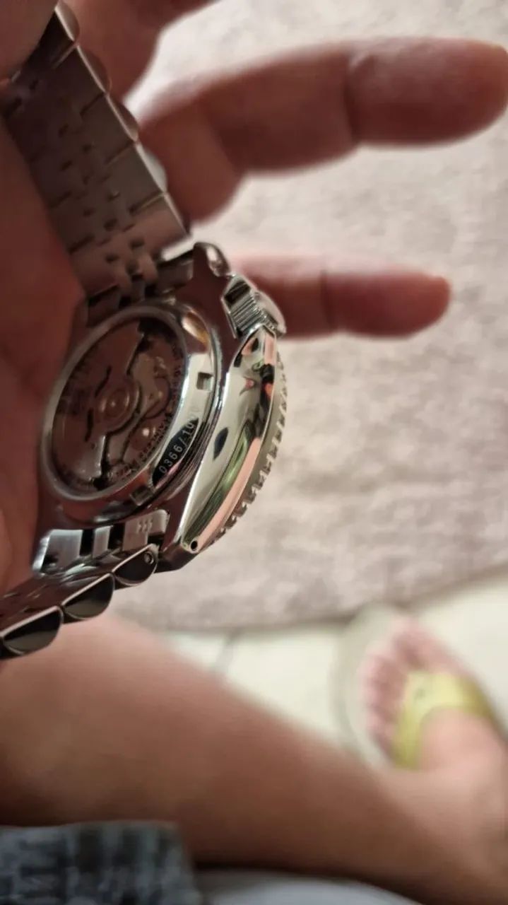 RELÓGIO SEIKO GMT EDIÇÃO LIMITADA NA GARANTIA  EDIÇÃO 366/1000 - Foto 5