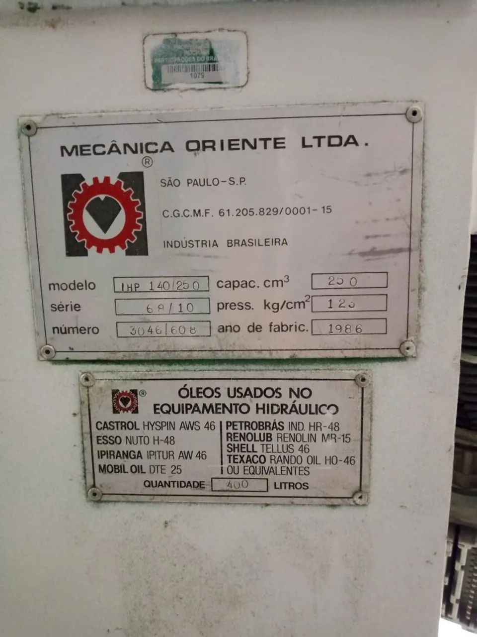 02 Injetora de plásticos equipamentos duas unidades( cada ) 30 mil  reais,semi novo .  - Foto 4