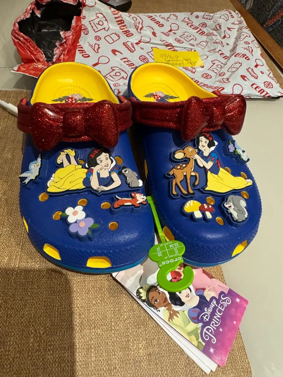 CROCS BRANCA DE NEVE  - Foto 2