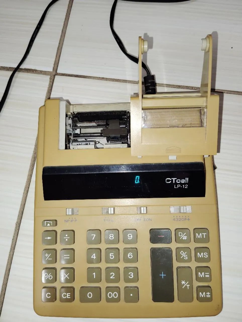 Calculadora Bobina RELÍQUIA Funcionando