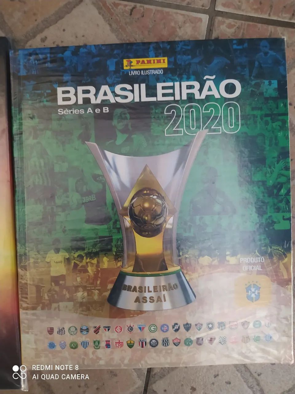 2 albúns Brasileirao 2017 e 2020 completo  - Foto 2