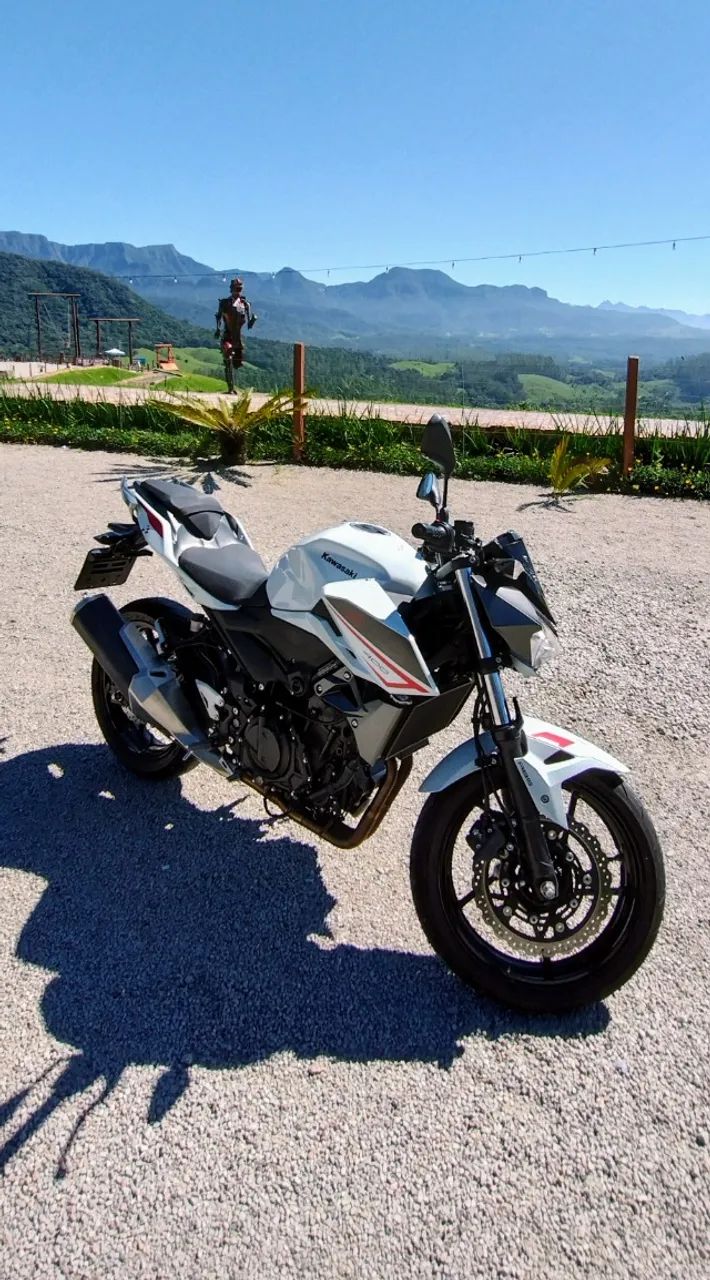 Motos Kawasaki Z 400 2022 no Brasil