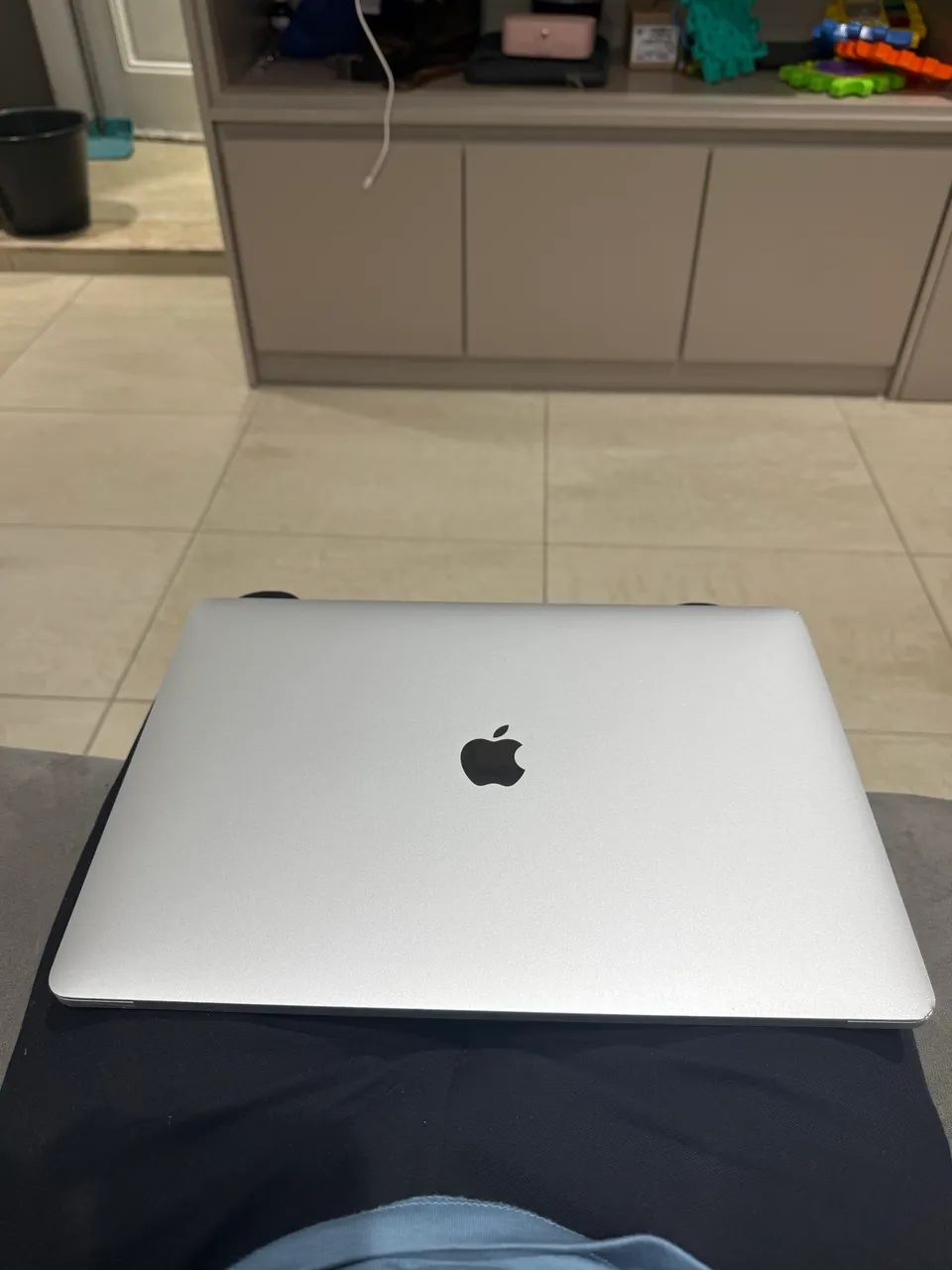 MacBook Pro 2017 15 Pol Intel i7 - Foto 2