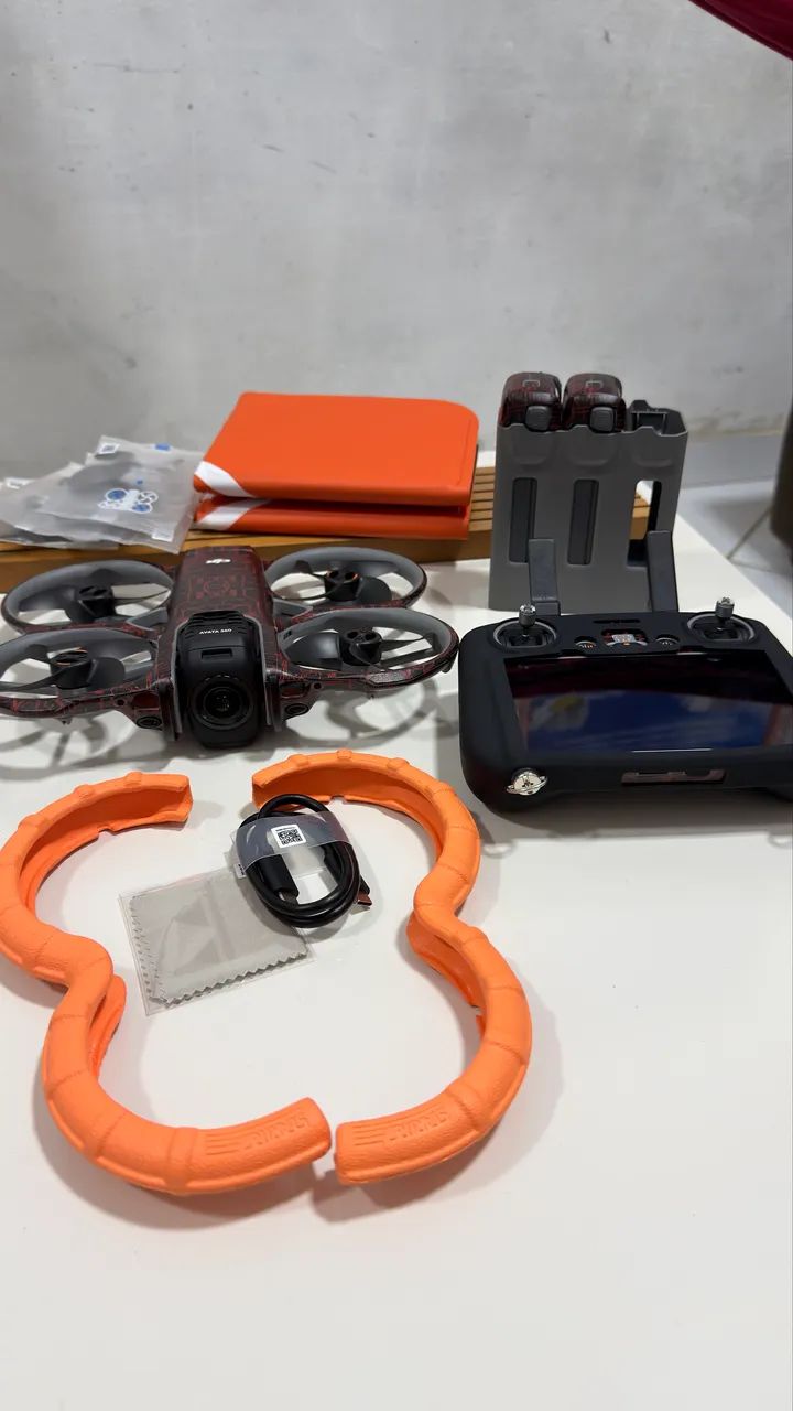 Avata 360 DJI combo Flay more com tela - Foto 2