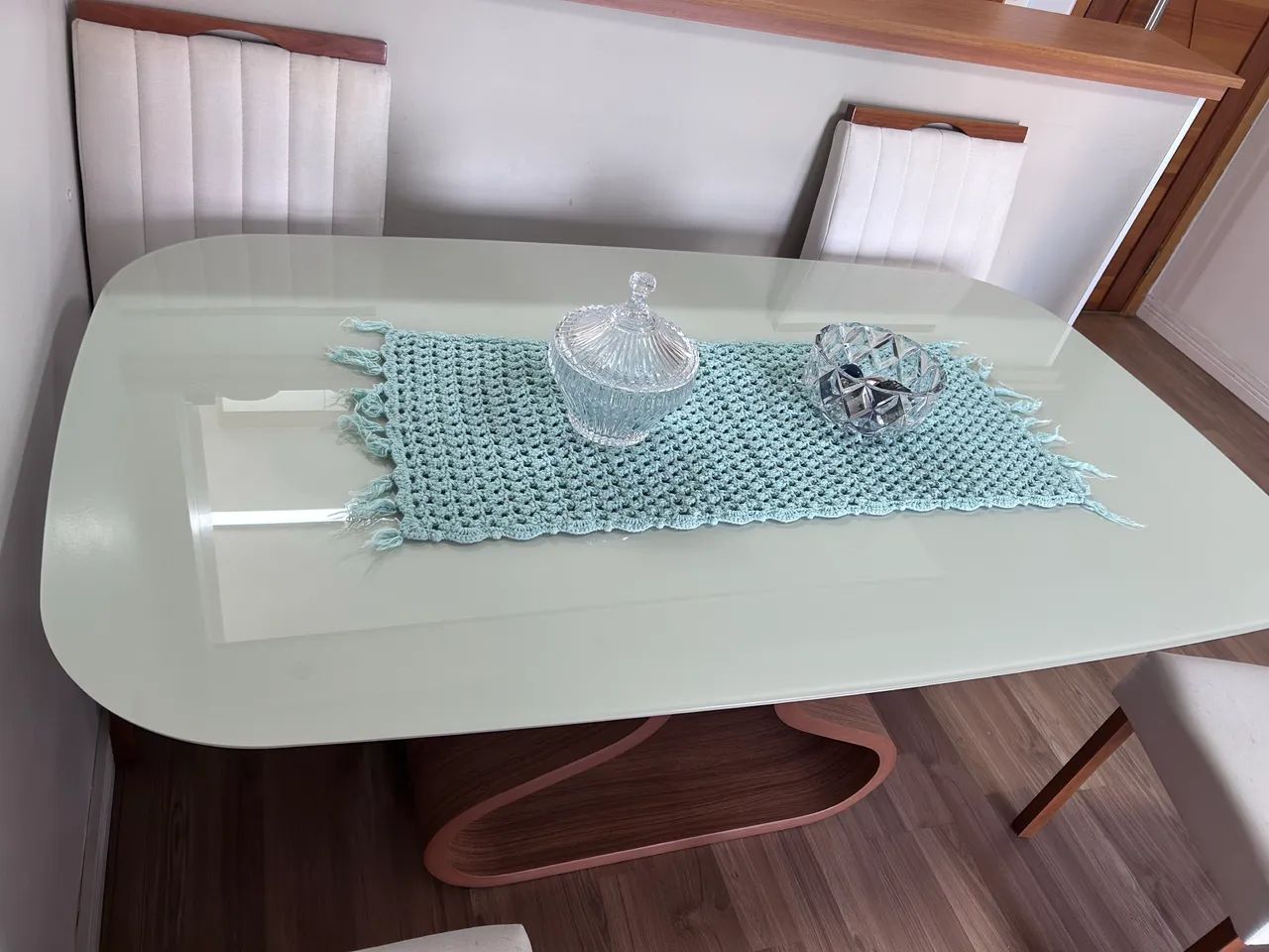 Mesa de jantar com 6 cadeiras - Foto 2