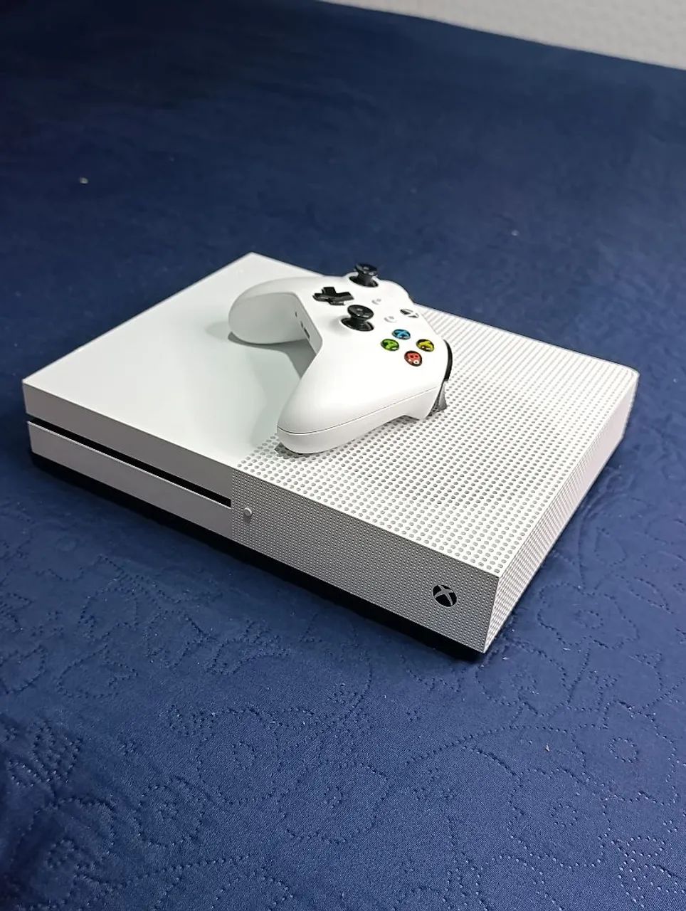 Xbox One s armazenamento de1T ?