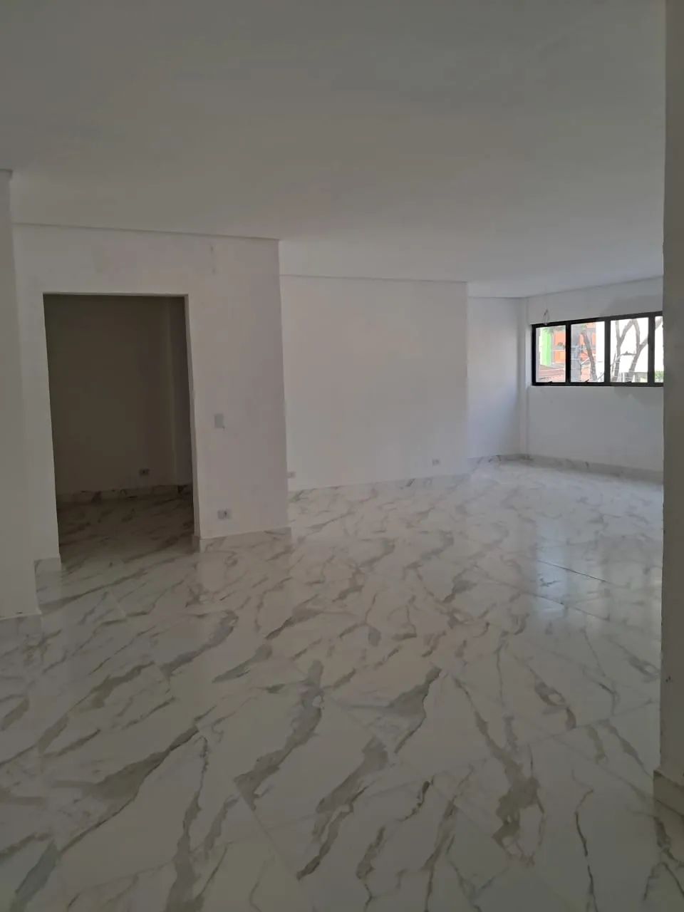 Sobreloja na Rua Rita Joana de Sousa, 73 - Sala 3  110 m² - Foto 2